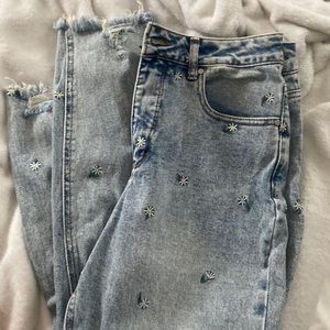 Daisy print Jeans NEW